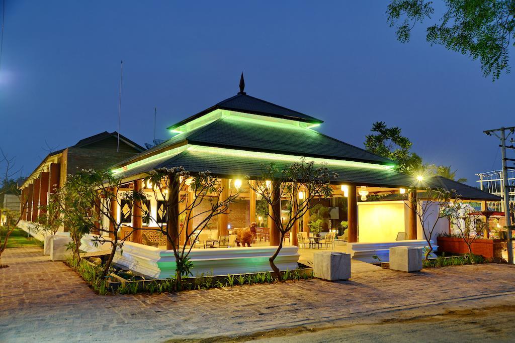 Zfreeti Hotel Nyaung-U Exterior photo